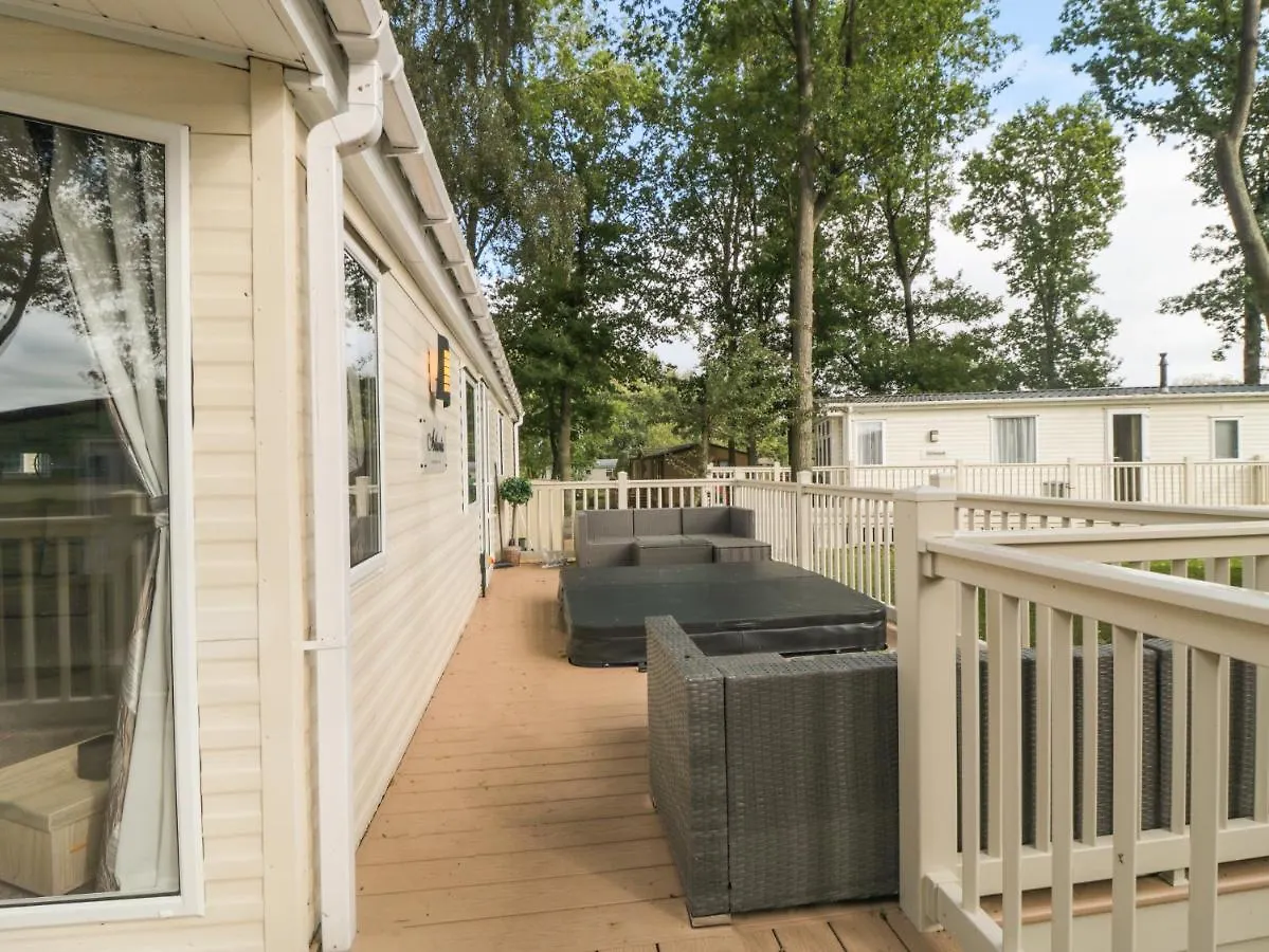 Gw28 At Goosewood Holiday Park York Holiday home